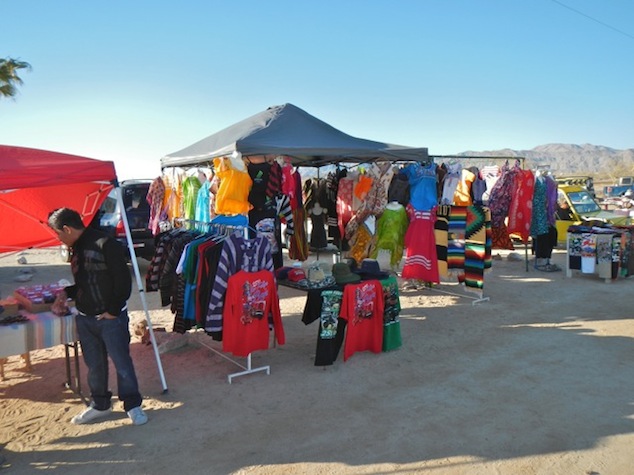 Swap Meet Cachanilla, en San Felipe