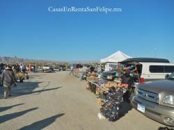 mercancia en venta en swap meet la cachanilla en rancho dorado